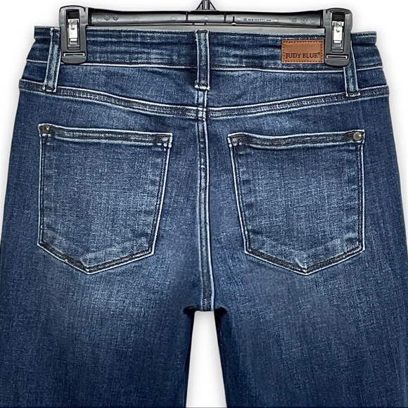 Judy Blue Miles City Cuffed Slim Fit Mid Rise Dark Wash Jeans Size 3/26 - Picture 7 of 12